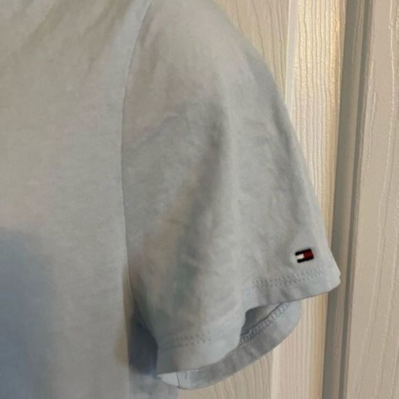 Y2K Tommy Hilfiger Light Blue Short sleeve t-shirt. Size Small Petite - Picture 4 of 5